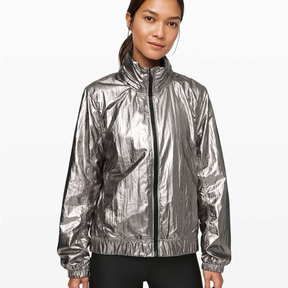 Lululemon Get Stellar Jacket Titanium Foil size 6